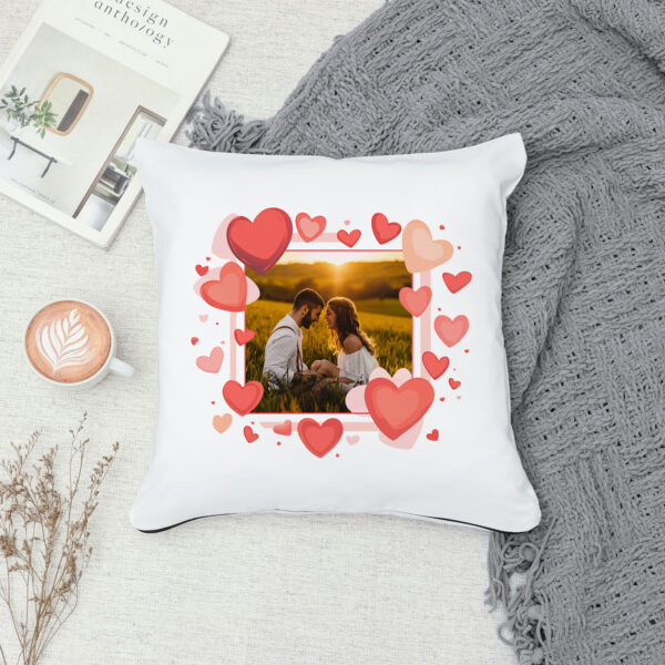 Cuscino personalizzabile con foto - Cornice Cuori: - immagine 5
